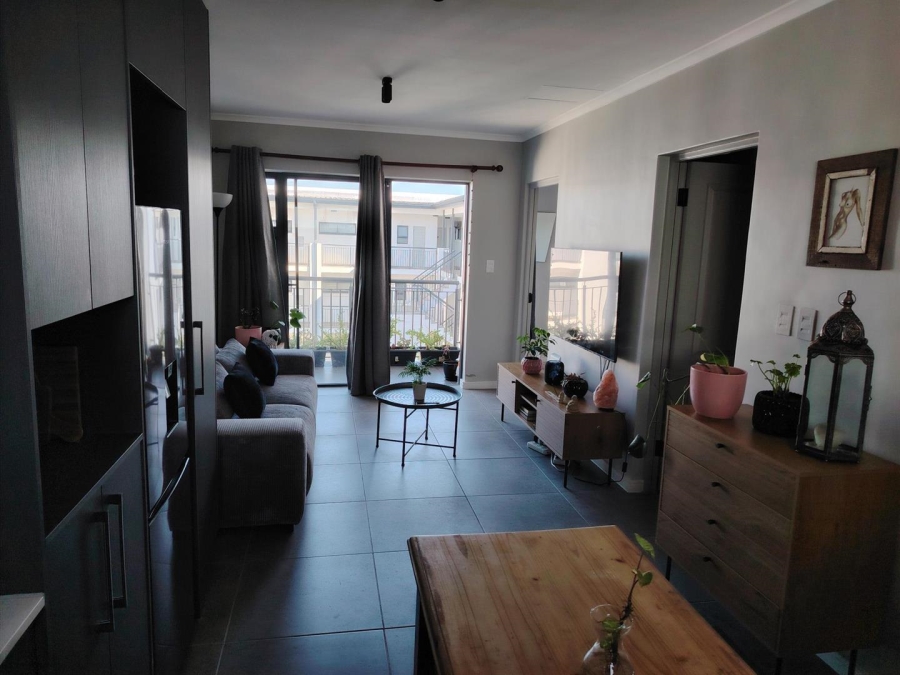 To Let 2 Bedroom Property for Rent in Sonstraal Heights Western Cape